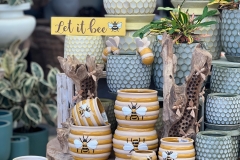 Busy-Bee-Pots